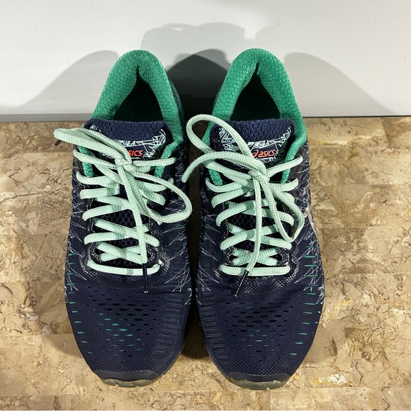 Women’s Asics Gel Quantum 360 Size 7 1/2 - Picture 2 of 11